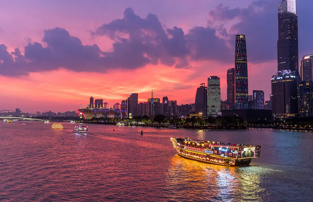 Pearl River cruise · 珠江游船